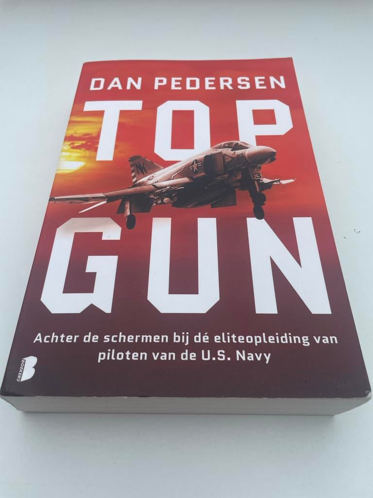 Top Gun: Achter de schermen bij de eliteopleiding, Boeken, Overige Boeken, Zo goed als nieuw, Ophalen of Verzenden