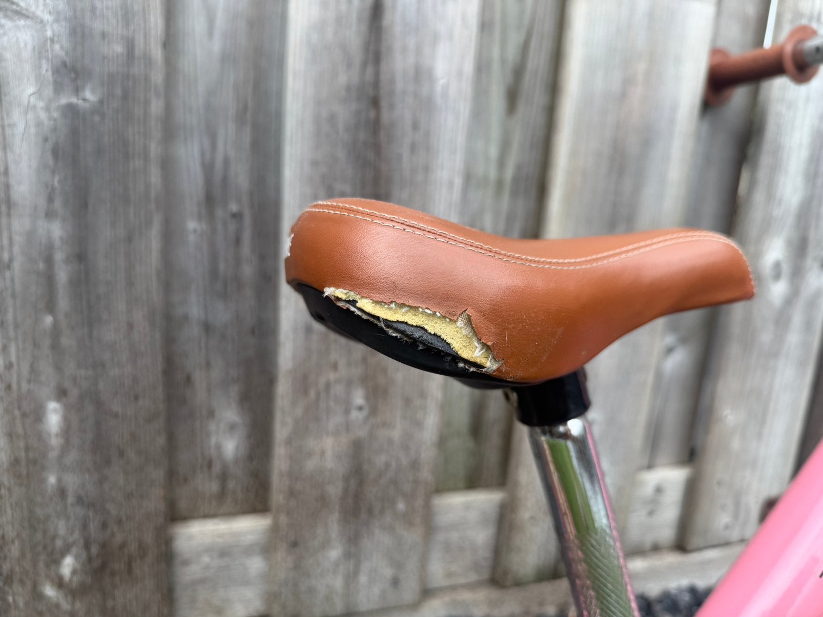 Foto 5 van Trybike loopfiets compleet met 3e wiel roze en grijs/blauw