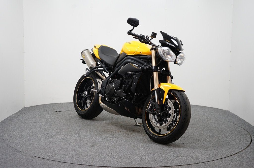 Triumph SPEED TRIPLE 1050 (bj 2016), Bedrijf, 1050 cc, Meer dan 35 kW, ABS