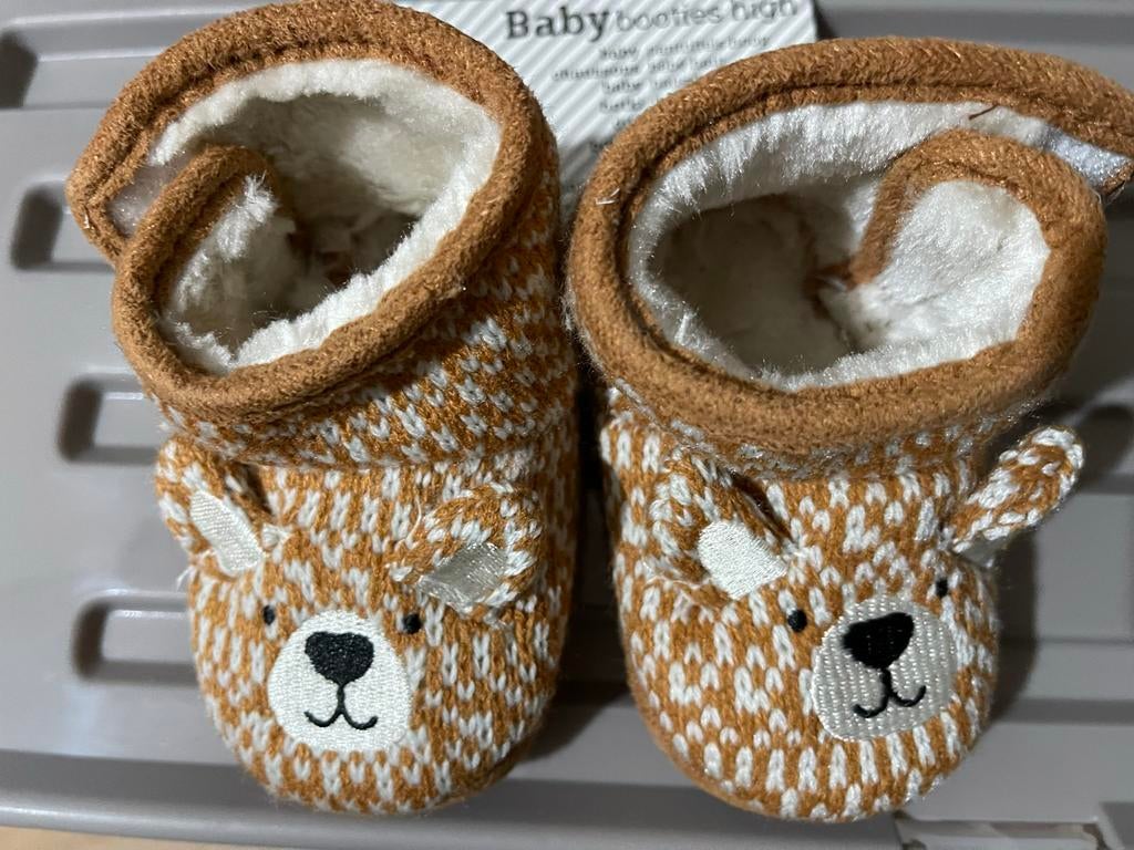 Nieuwe Baby Laarsjes met Berenontwerp - Warm en Zacht, Ophalen of Verzenden, Nieuw, Jongetje of Meisje, Laarsjes