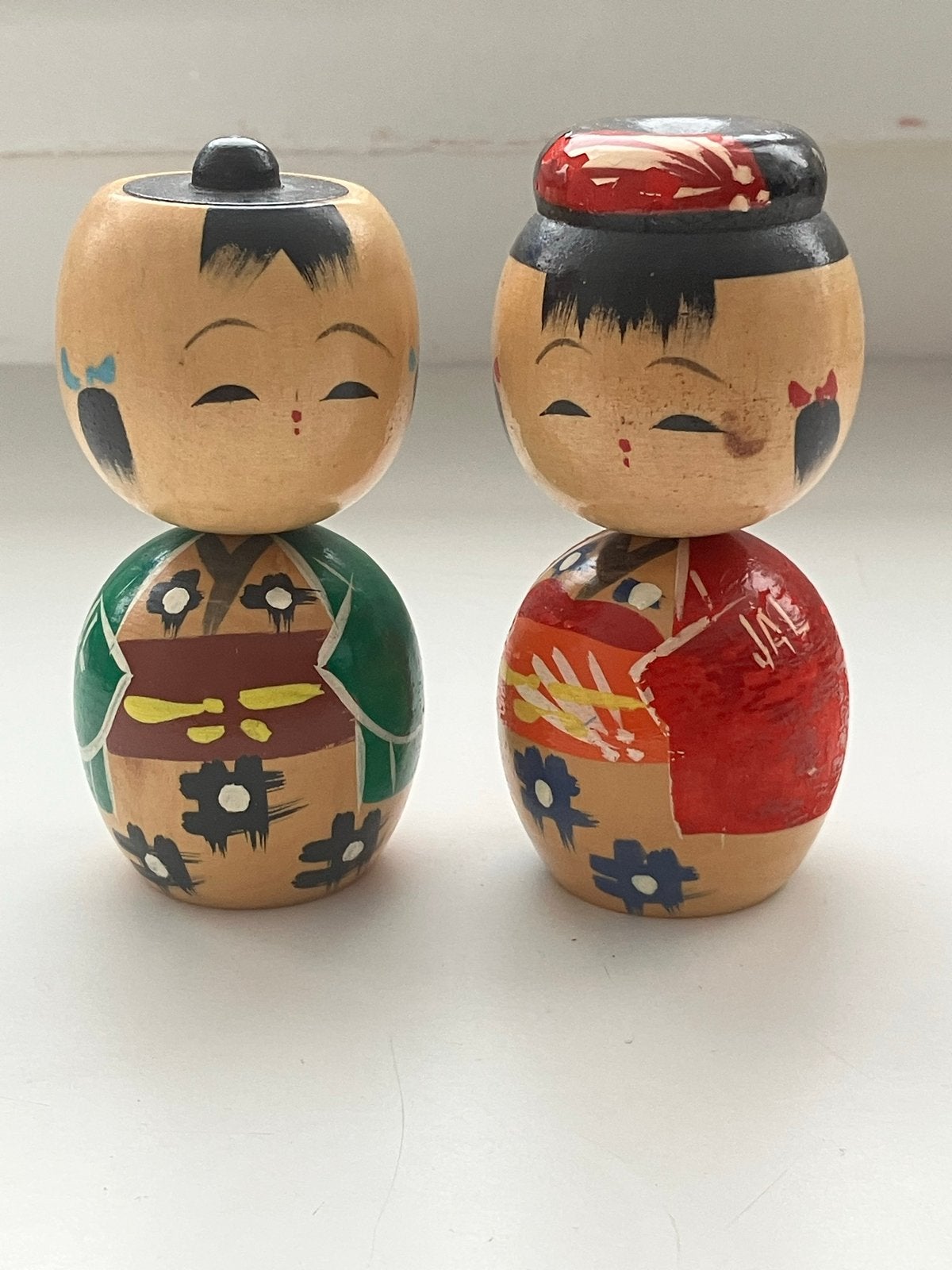 2 Vintage Japanse Kokeshi JAL (Japan Airlines) poppen, Ophalen of Verzenden, Gebruikt
