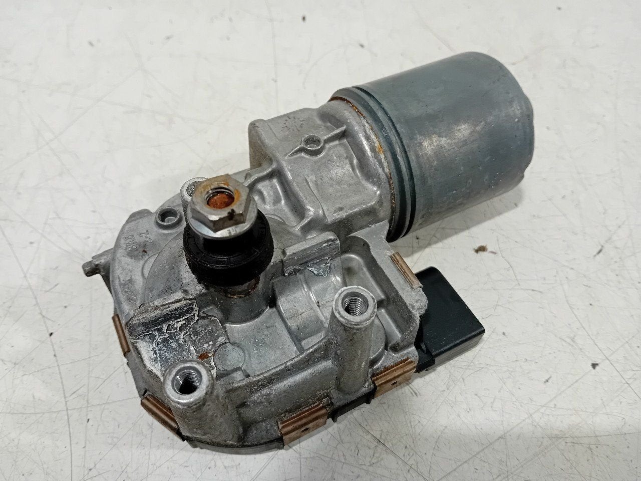 Ruitenwissermotor voor Volkswagen Golf, Onderdelen@venauto.nl, Van der Ven Autorecycling B.V., Gebruikt, Ettenseweg 76, 4706 PB Roosendaal, The Netherlands