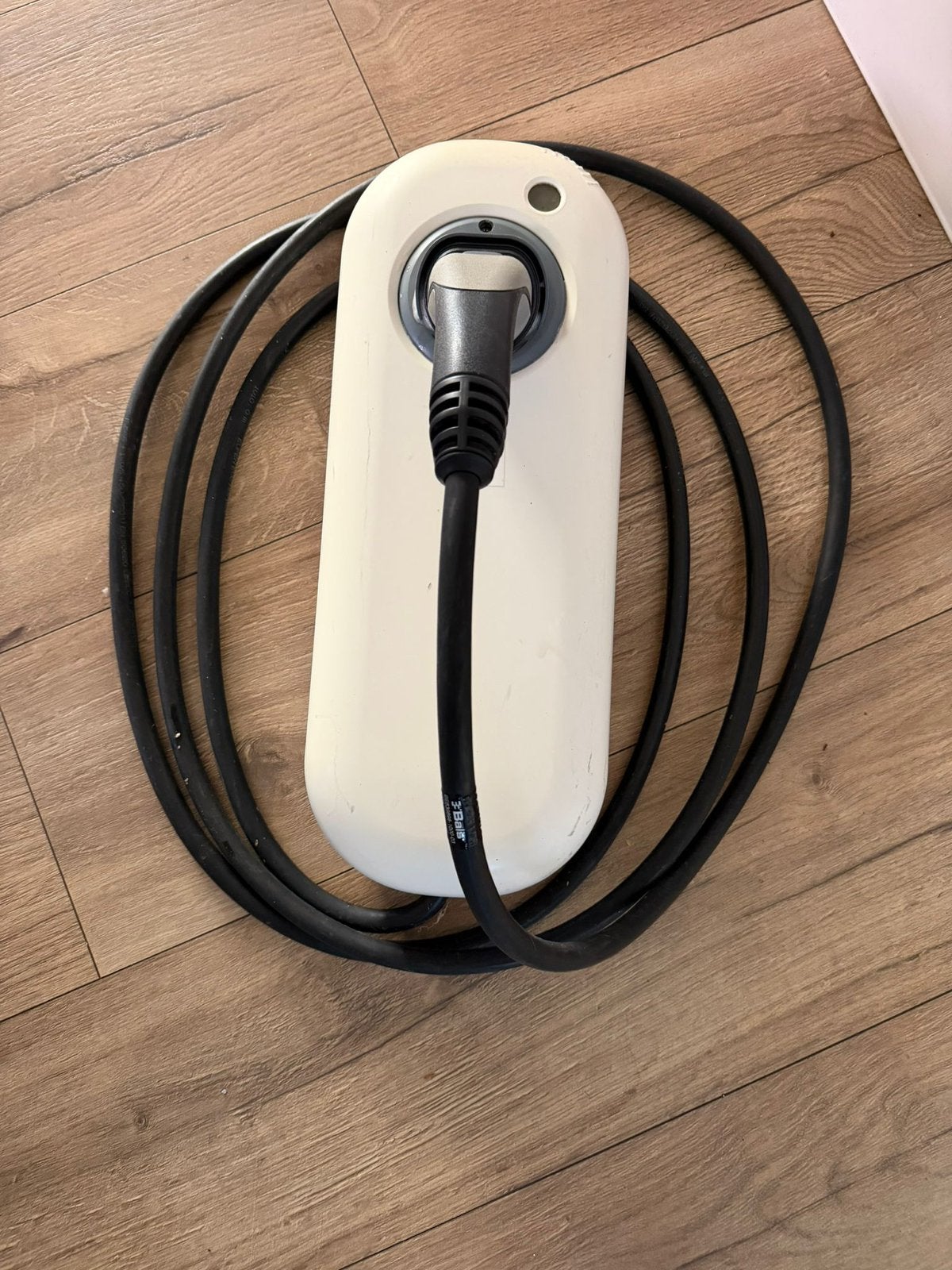 New motion home advanced 3.0, Verzenden, Gebruikt, Laadpaal