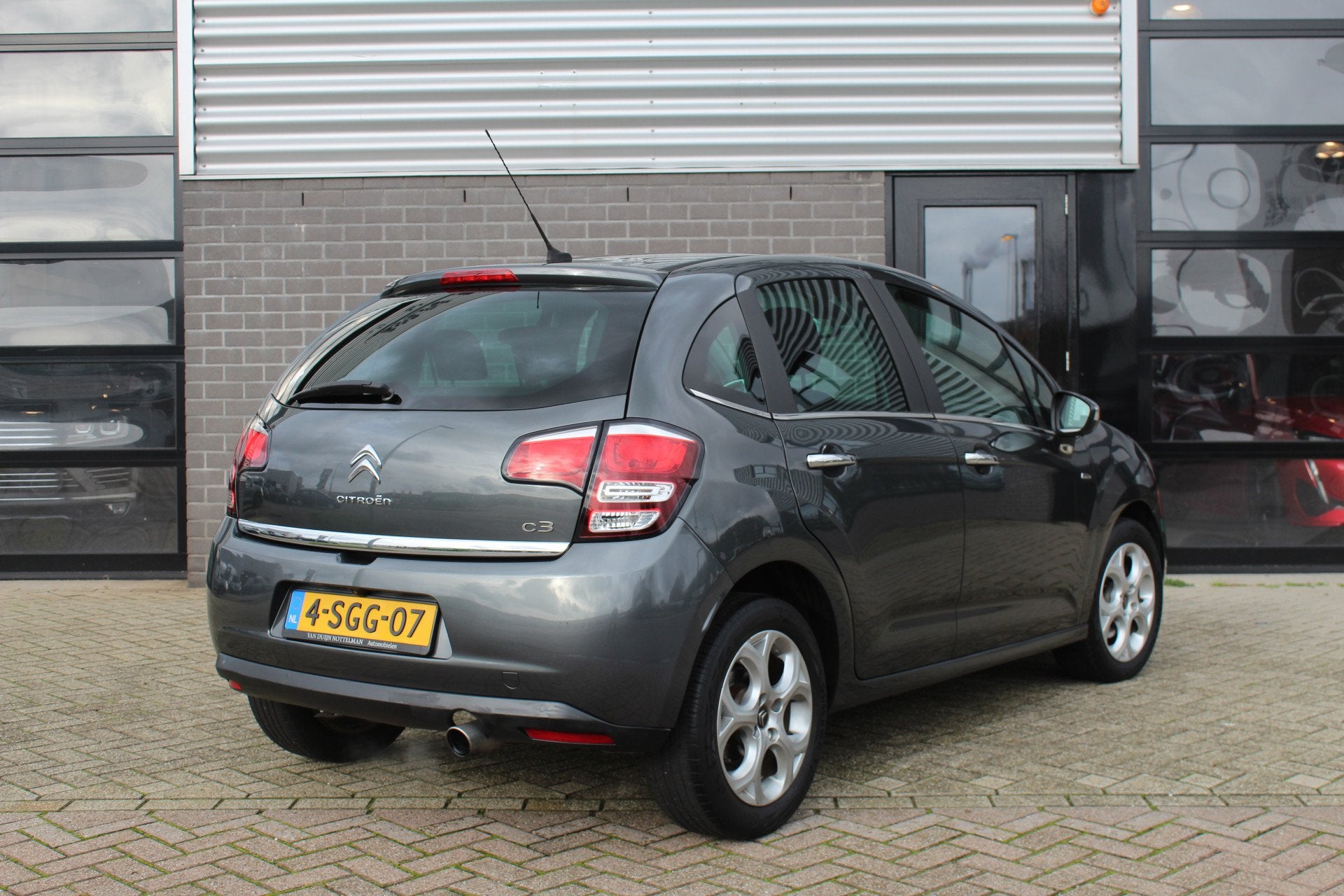 Citroën C3 1.6 VTi Exclusive / Navigatie / Camera / N.A.P., Auto's, Euro 5, Gebruikt, 4 cilinders, Met garantie (alle)