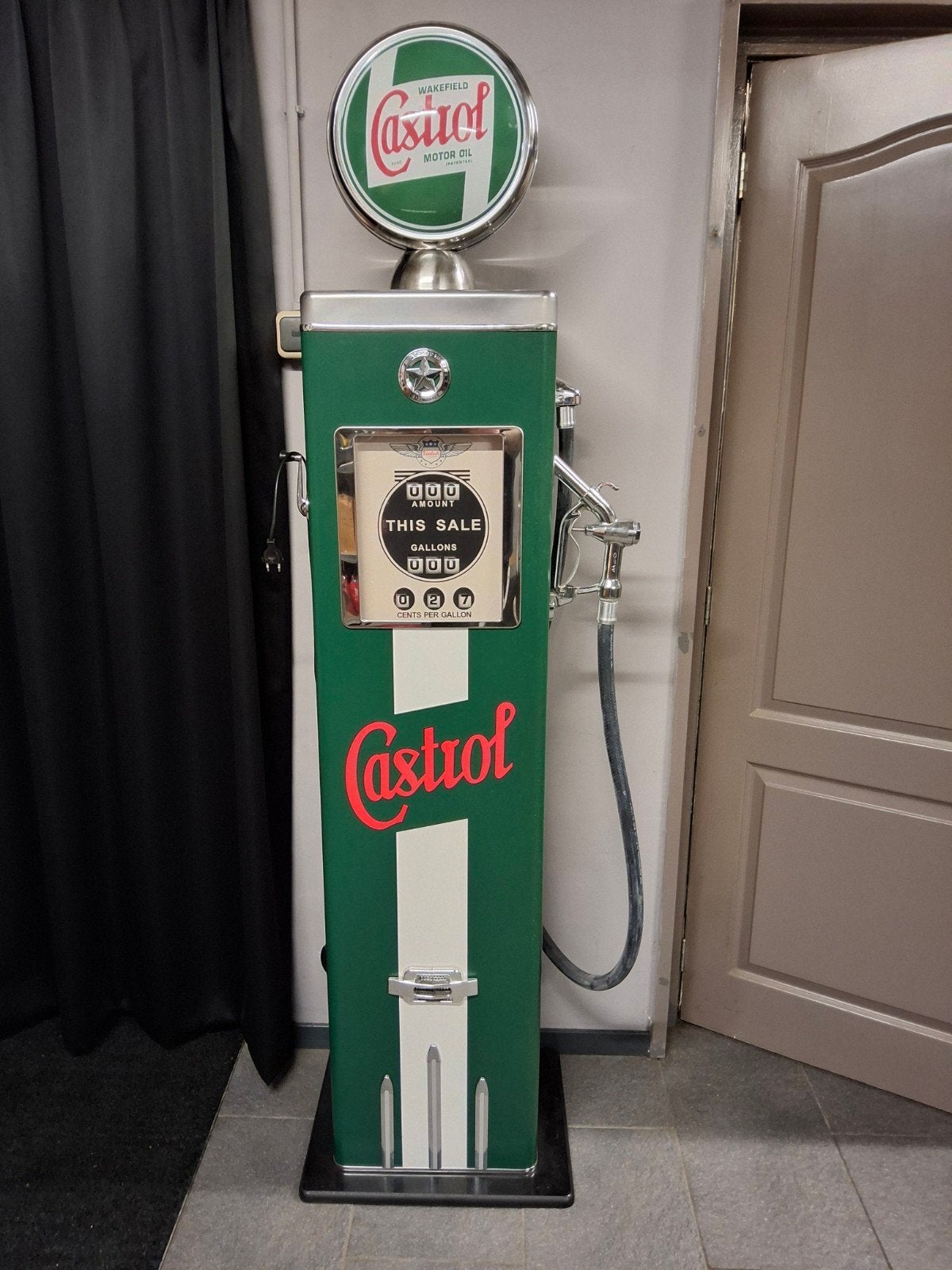Castrol benzinepomp retro zeldzaam zeer mooie pomp, Verzamelen, Ophalen, Zo goed als nieuw