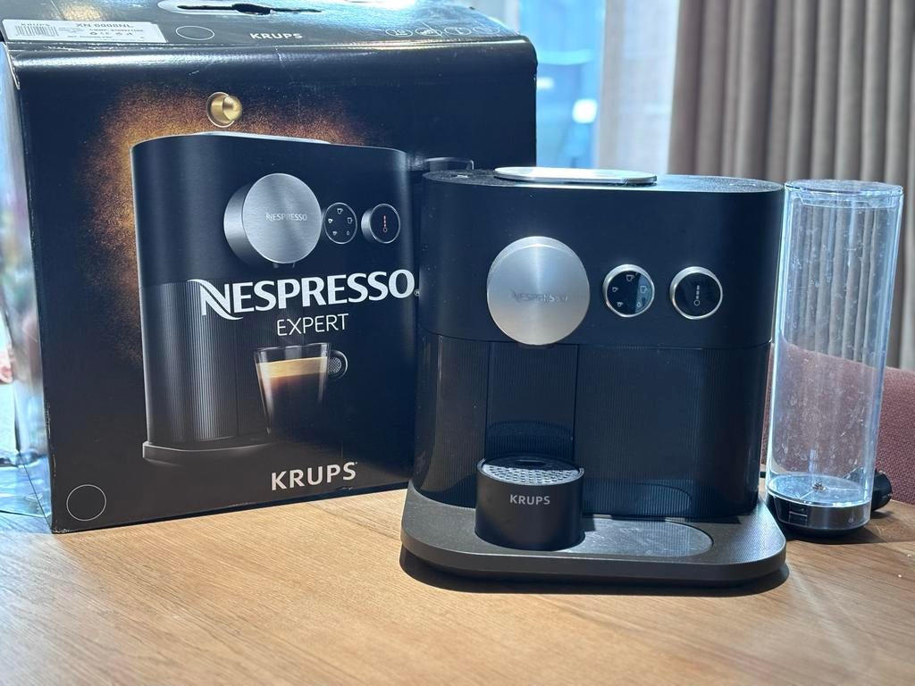 Nespresso Expert Krups Koffiemachine, Ophalen, Koffiemachine, Zo goed als nieuw, 2 tot 4 kopjes