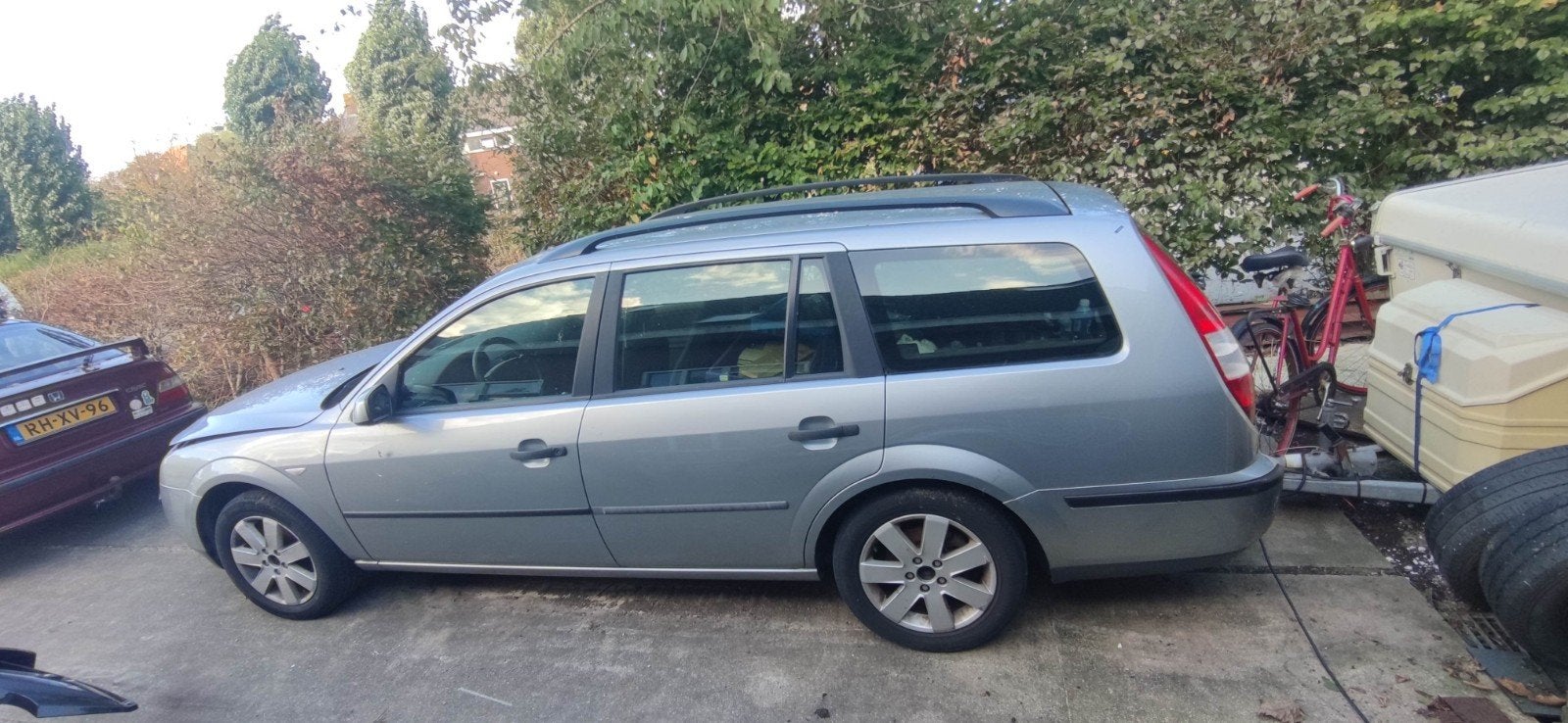 Ford Mondeo 1.8 16V 92KW Wagon 2005 Grijs, Zwart, 4 cilinders, Origineel Nederlands, Stationwagon