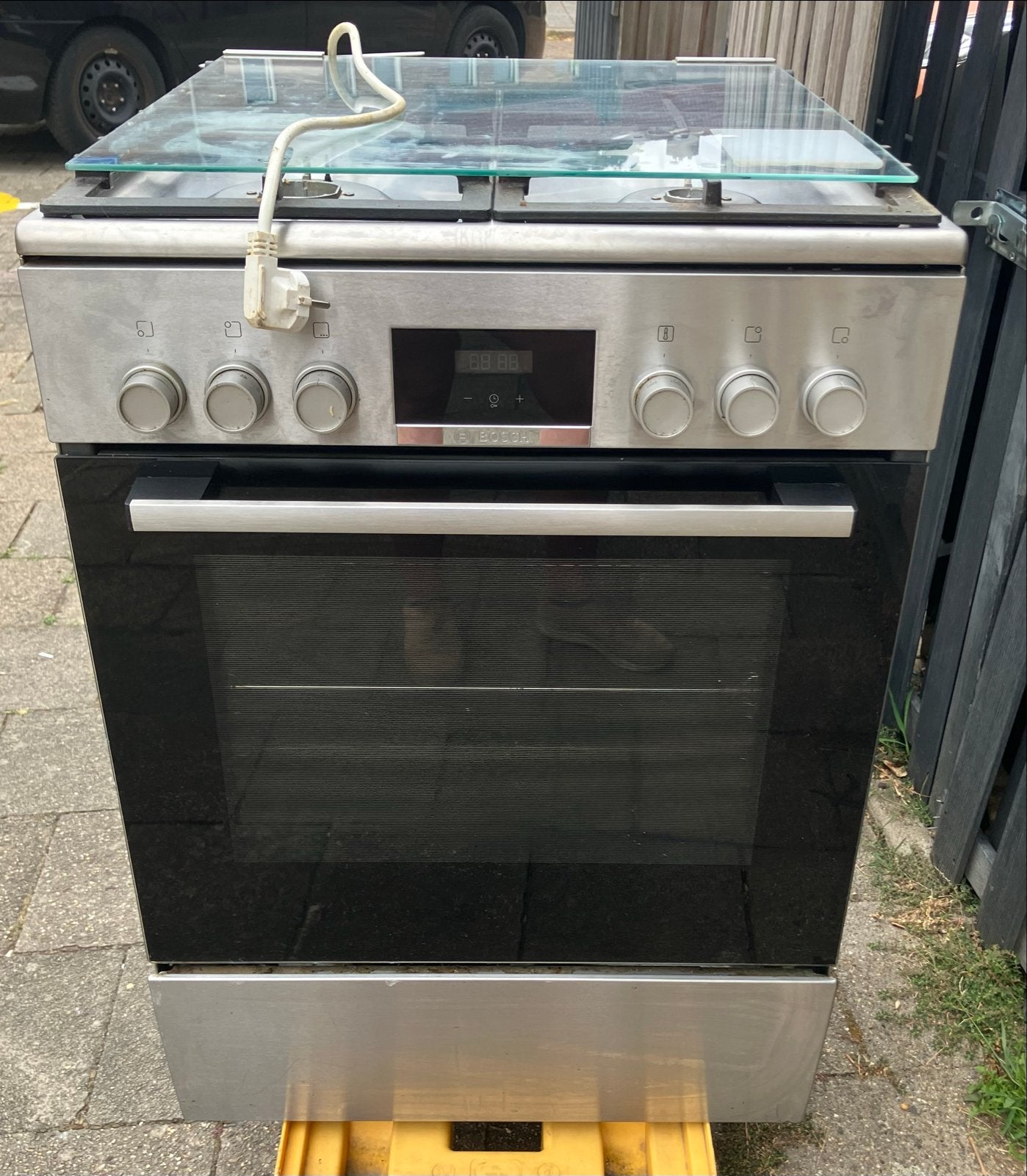 Bosch Vrijstaand Gasfornuis met Oven - Gebruikt, Ophalen, Gebruikt, 4 kookzones, Gas