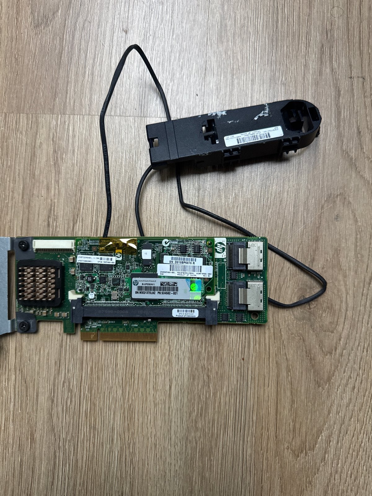 HP Smart Array P410 1GB SAS PCIe RAID Controller met batteri, Ophalen of Verzenden, Gebruikt, PCI-Express 2