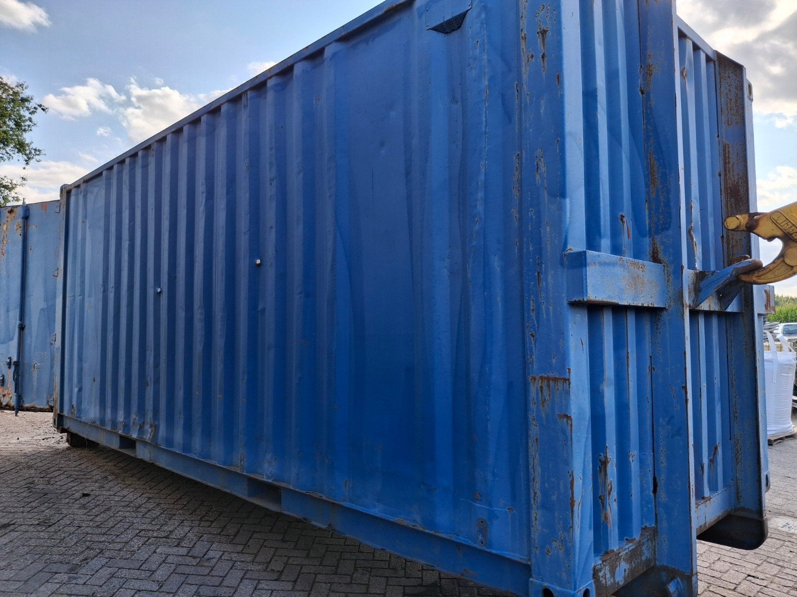 CONTAINER op Haakarm slee, Ophalen