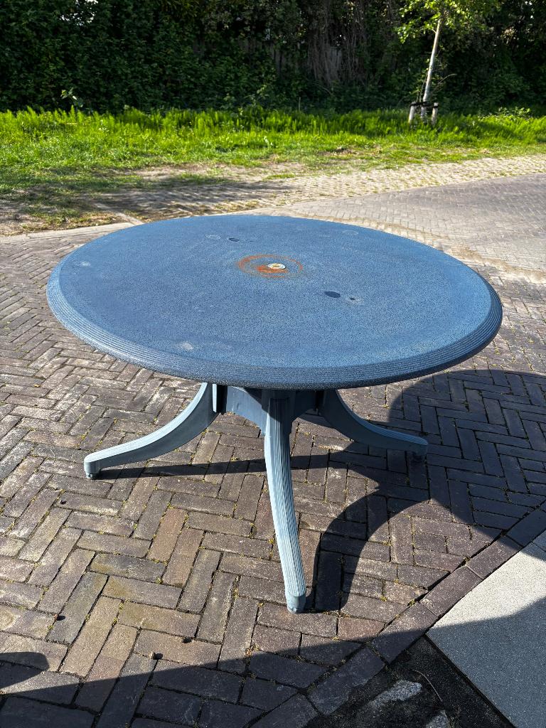 Ronde tuintafel Hartman, Tuin en Terras, Ophalen, Gebruikt, Rond, Kunststof