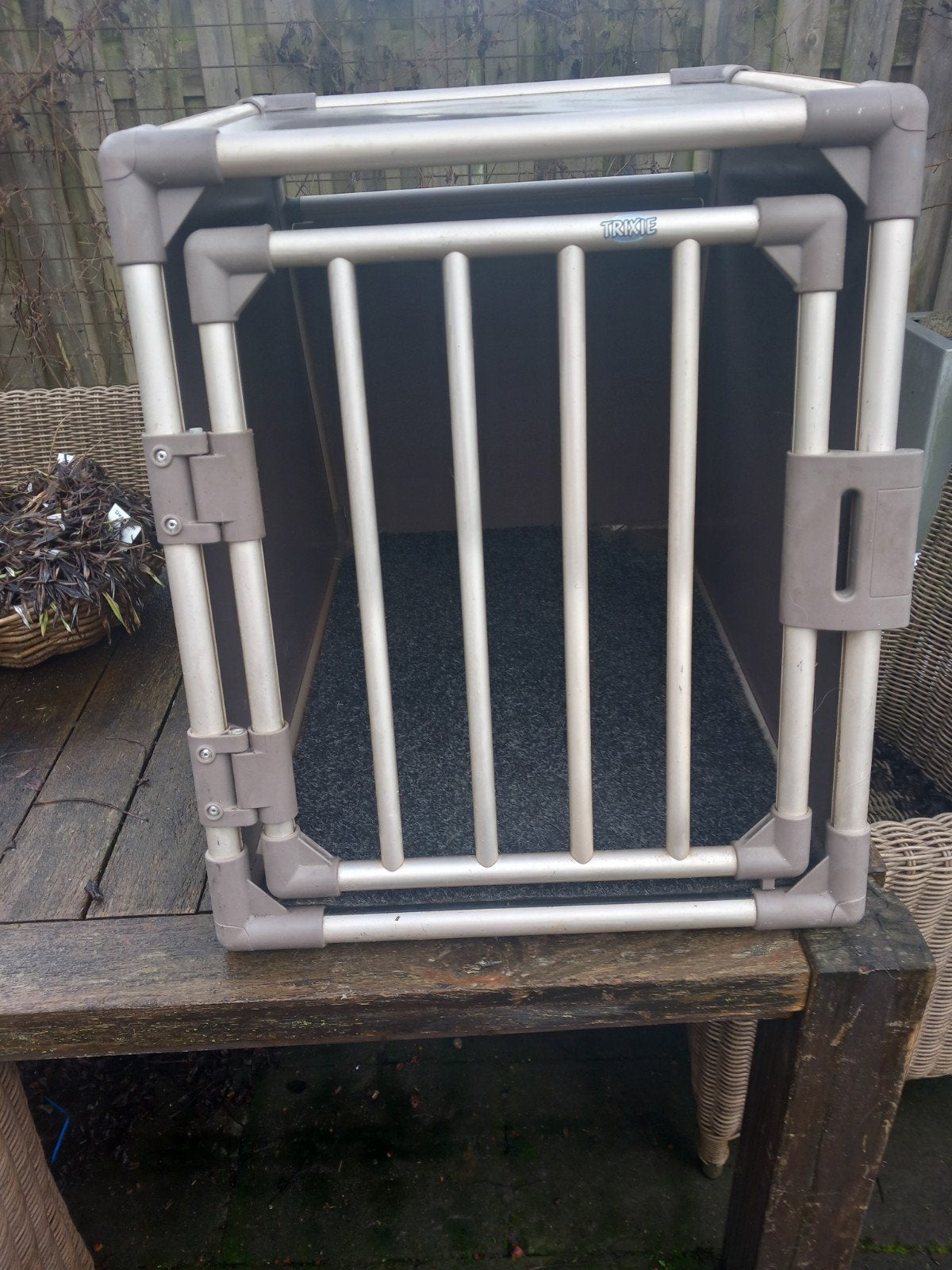 Keurige degelijke aluminium Trixie hondenbench, Ophalen of Verzenden, Zo goed als nieuw