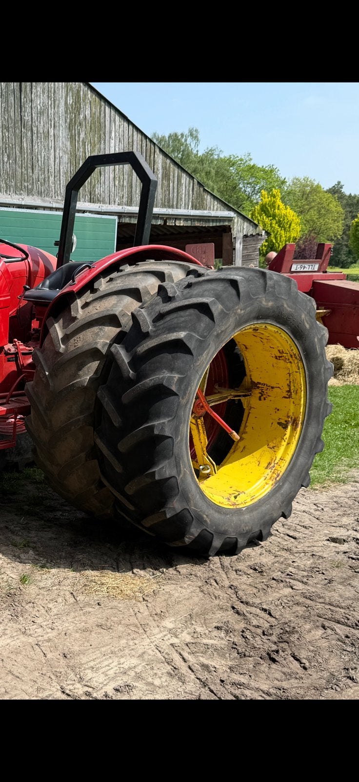 Leuke set dubbellucht: 16.9r38 michelin m8, Ophalen, Gebruikt, Tot 80 Pk, Tot 2500