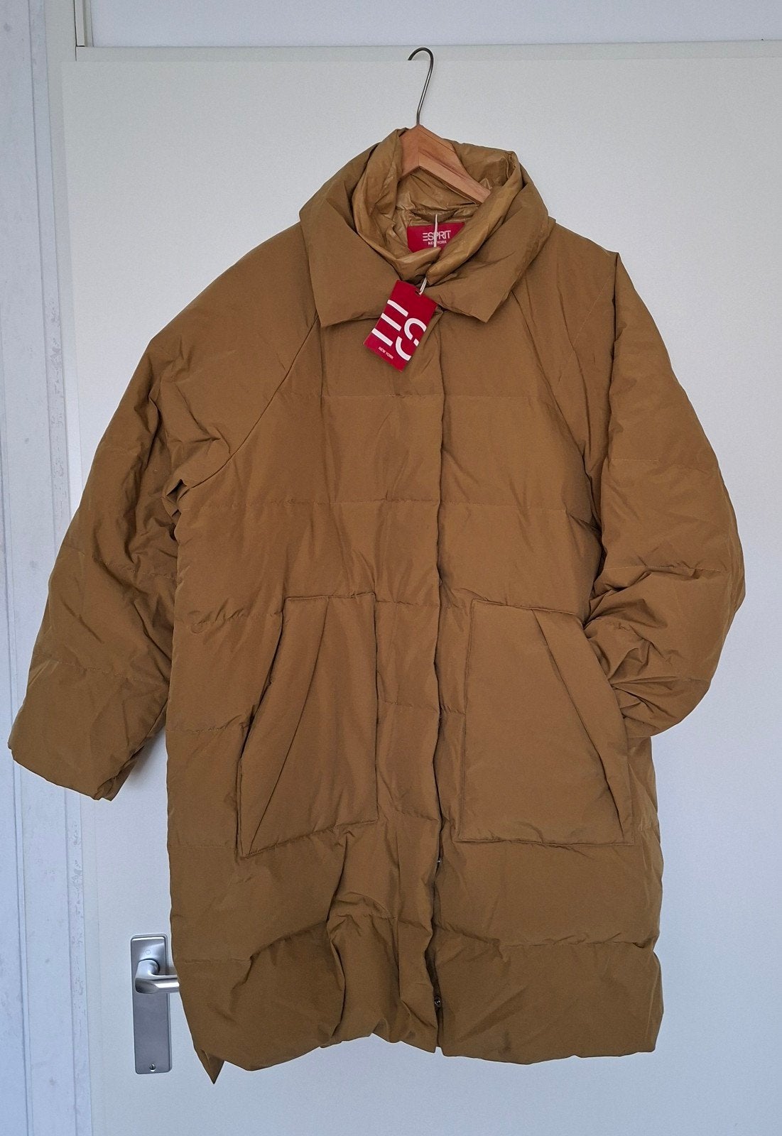 Esprit winterjas L/XL, Kleding | Dames, Maat 42/44 (L), Nieuw, Ophalen of Verzenden, Groen