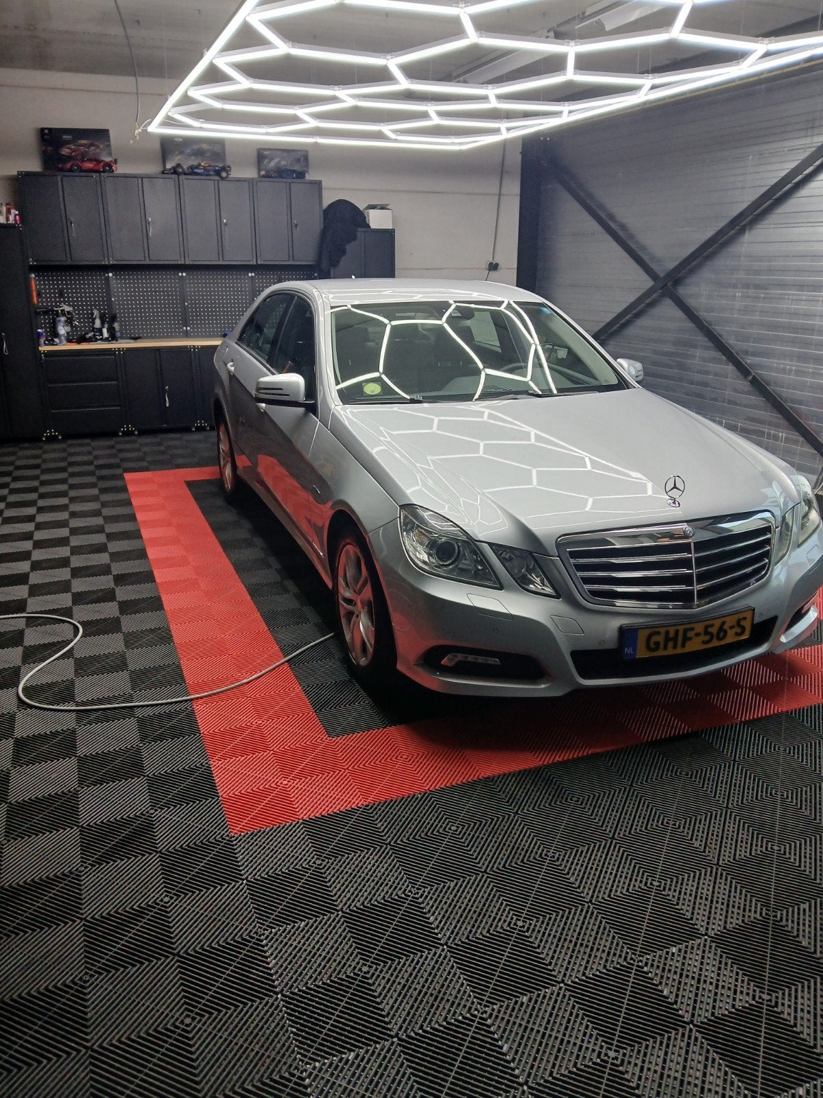 Foto 2 van Mercedes-Benz E-Klasse E220cdi Sedan Auto5W212 2009 Grijs