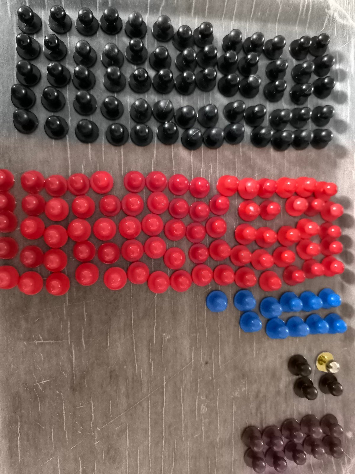 Assortiment koks knopen kunststof - diverse kleuren, Ophalen, Zo goed als nieuw, Overige typen