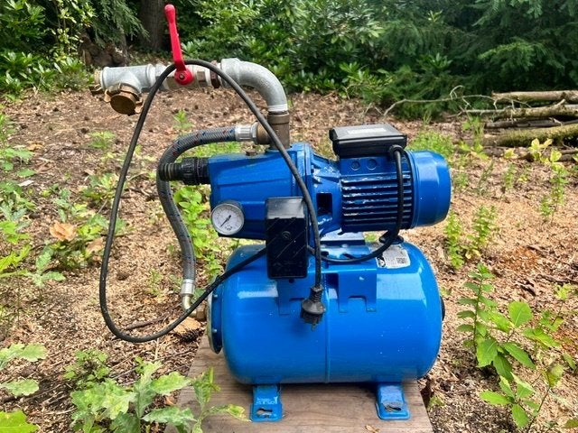 hydrofoorpomp, Ophalen, Gebruikt, Elektrisch, Hydrofoorpomp