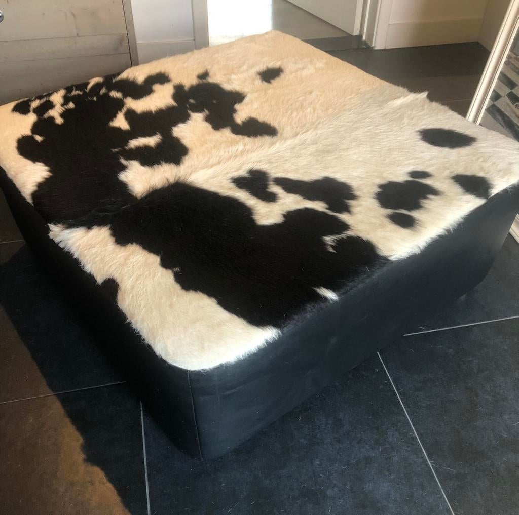 Grote Koeien Poef - 107x107cm, Ophalen, Zo goed als nieuw, Vierkant, Leer