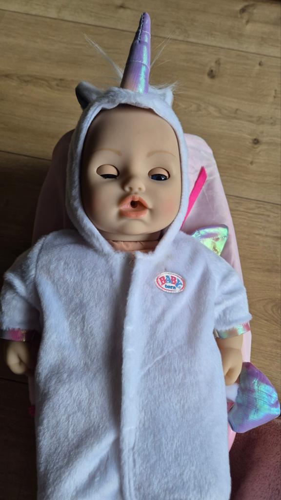 Baby Born Eenhoorn Pop met Accessoires en Badje, Ophalen of Verzenden, Gebruikt, Babypop