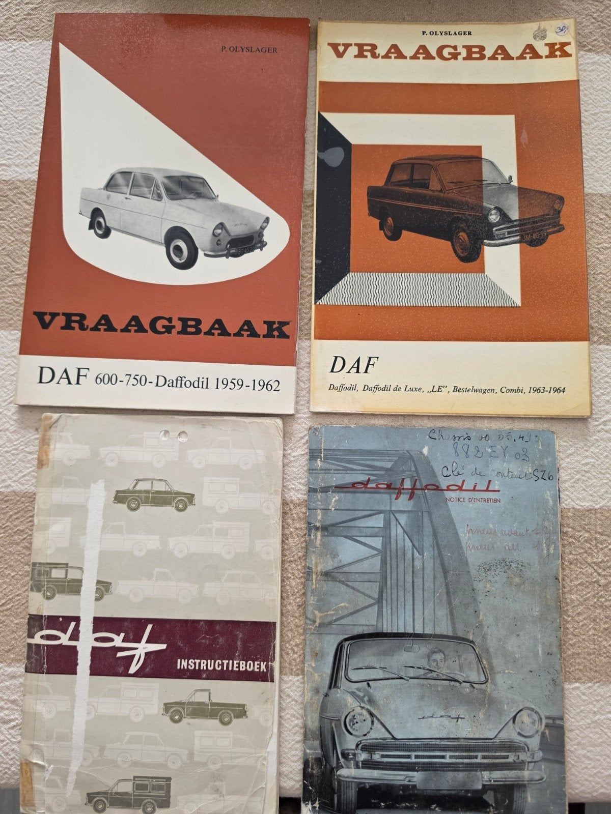 DAF Vraagbaak & Instructieboekjes (4 stuks), Ophalen of Verzenden, Gelezen, Overige merken, P. Olyslager