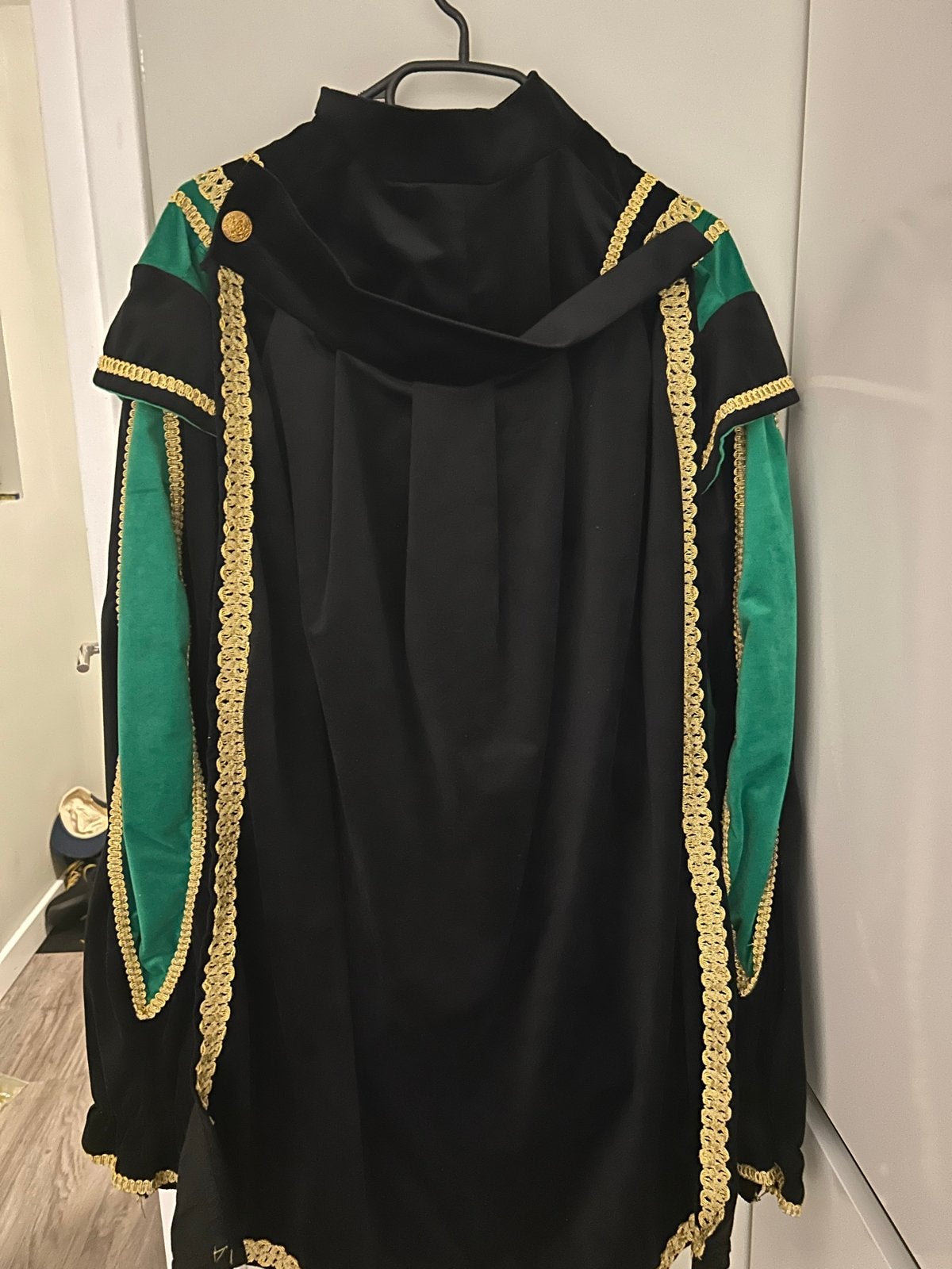 Zwarte Piet kostuum - Groen/Zwart - Maat S, Ophalen of Verzenden, Zo goed als nieuw, Pak of Jurk