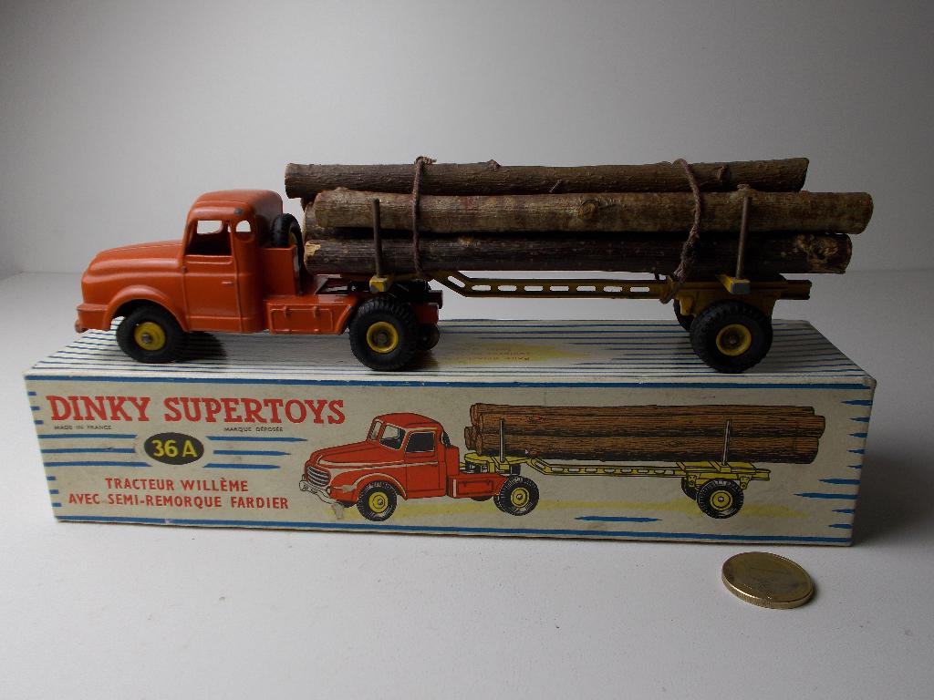 1955 Dinky SuperToys 36A WILLEME + REAL WOOD LOAD +DOOS! (B), Ophalen of Verzenden, Zo goed als nieuw, Bus of Vrachtwagen, Dinky Toys