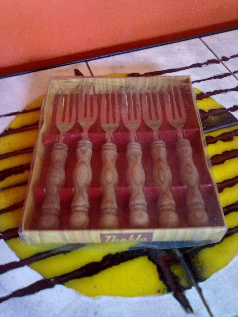 retro vintage jaren 70 bestek gebak vork gebaksvorkje 70s, Huis en Inrichting, Dessertvork, Bestekset, Nieuw, Ophalen of Verzenden