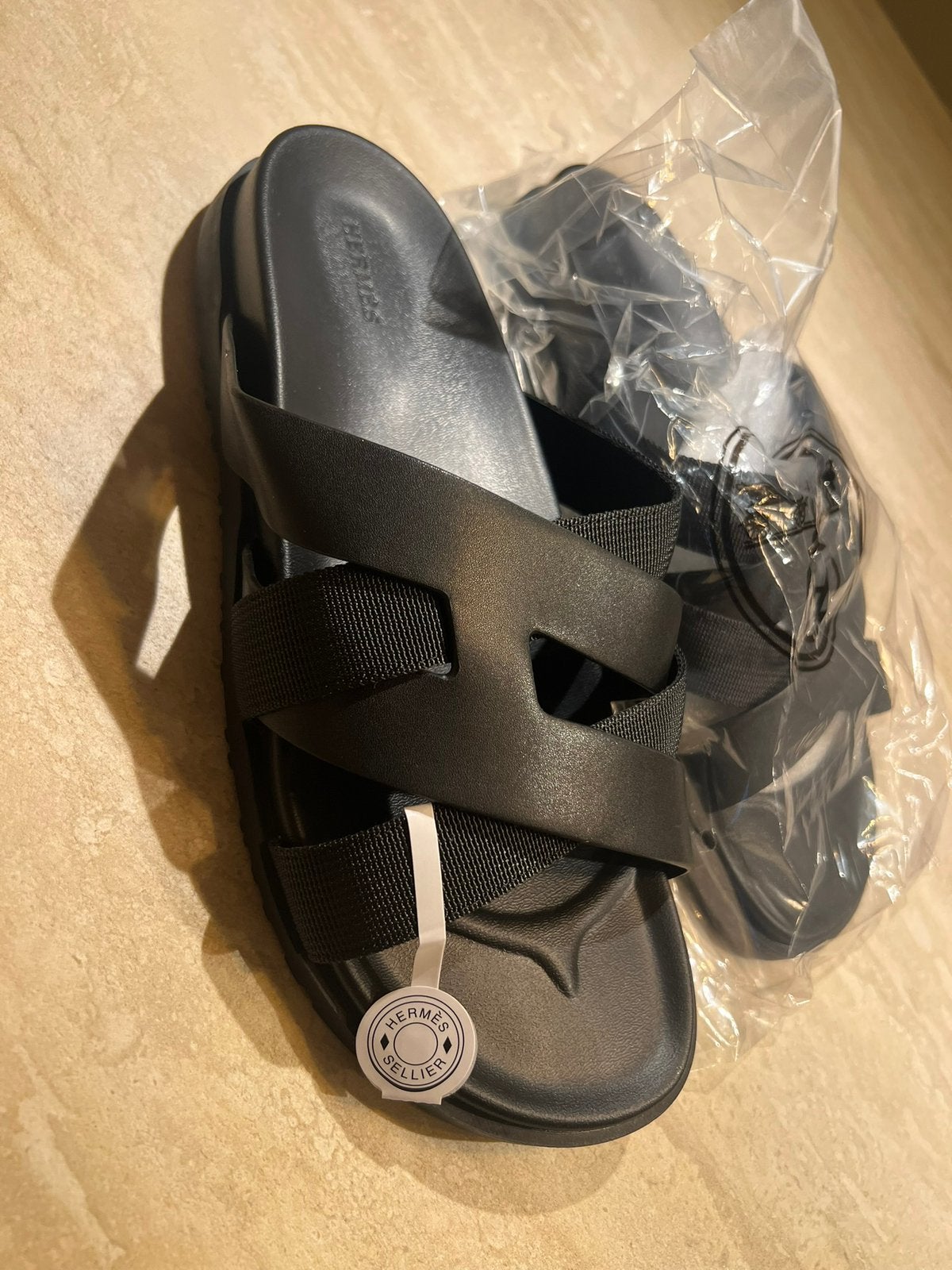 Hermes slippers, Ophalen of Verzenden, Nieuw, Overige typen
