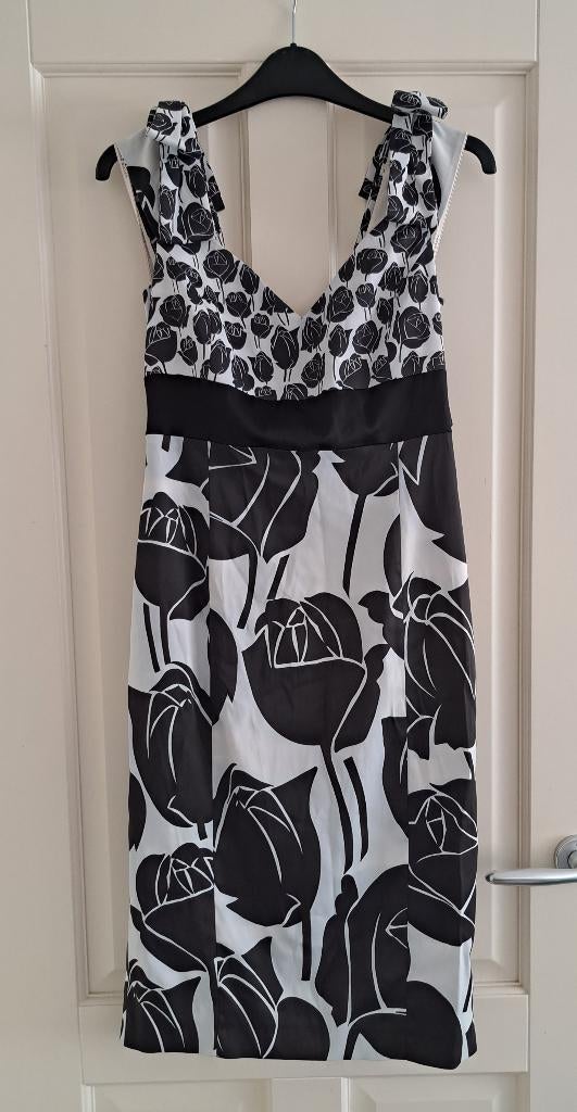 Karen Millen jurk met grote strik achterop maat S art 48885