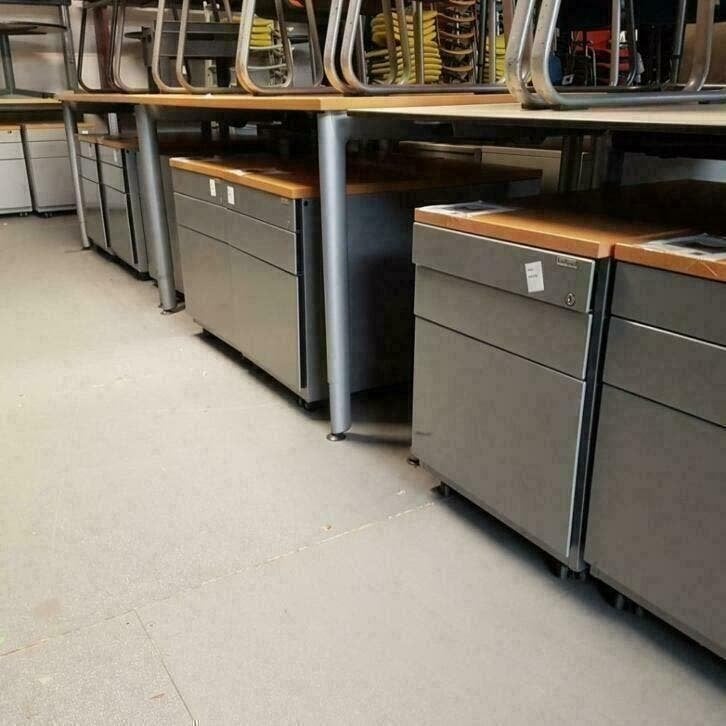 Ahrend metalen bureau laden kasten stalen ladekasten, Gebruikt, 5 laden of meer, Ophalen of Verzenden, Minder dan 100 cm