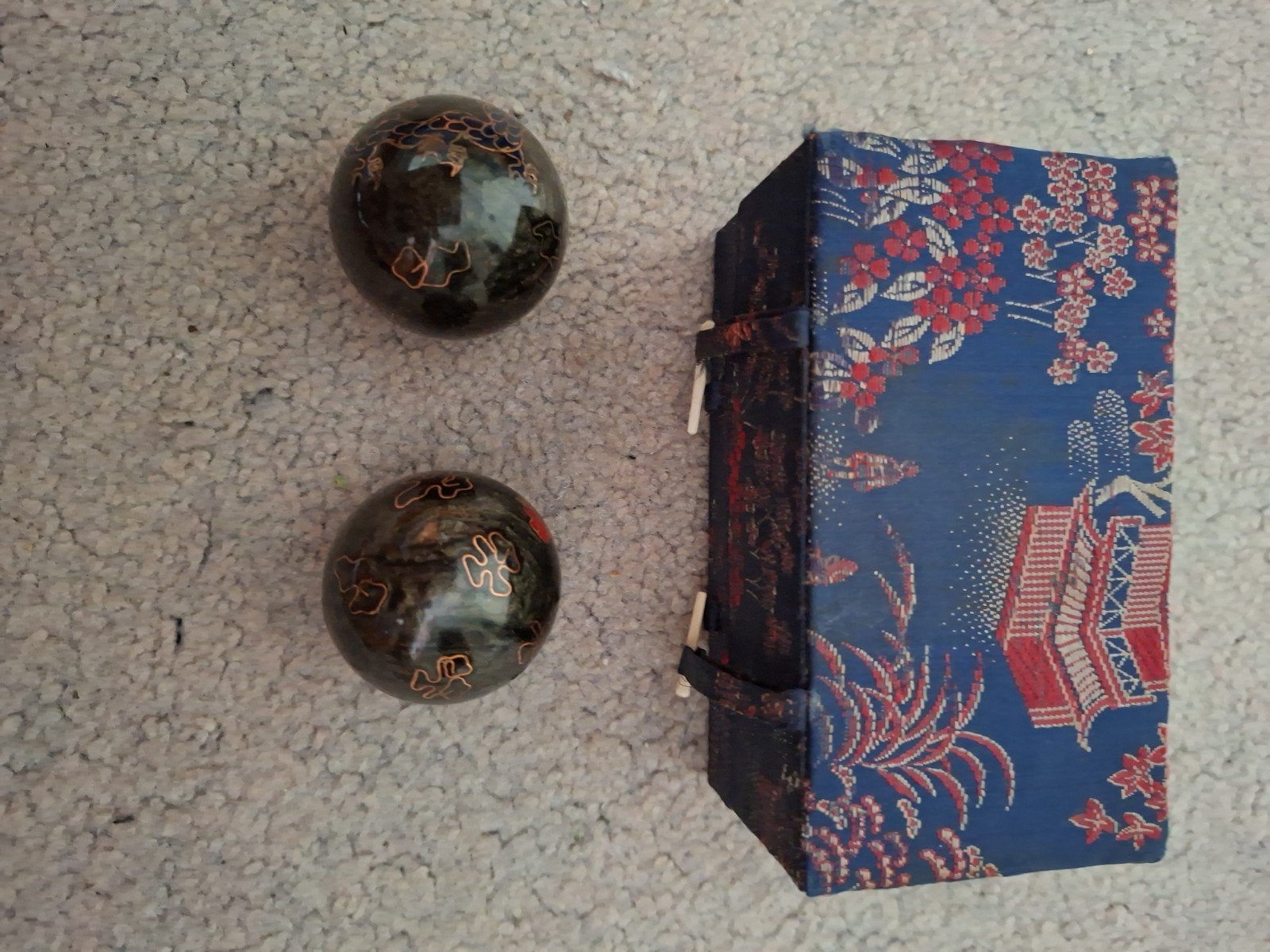 Chinese Baoding ballen/ Gezondheidsballen met klankmechanism, Ophalen of Verzenden, Zo goed als nieuw