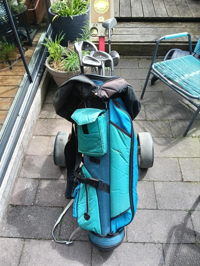Golf set voor beginners met kar., Ophalen, Gebruikt, Set