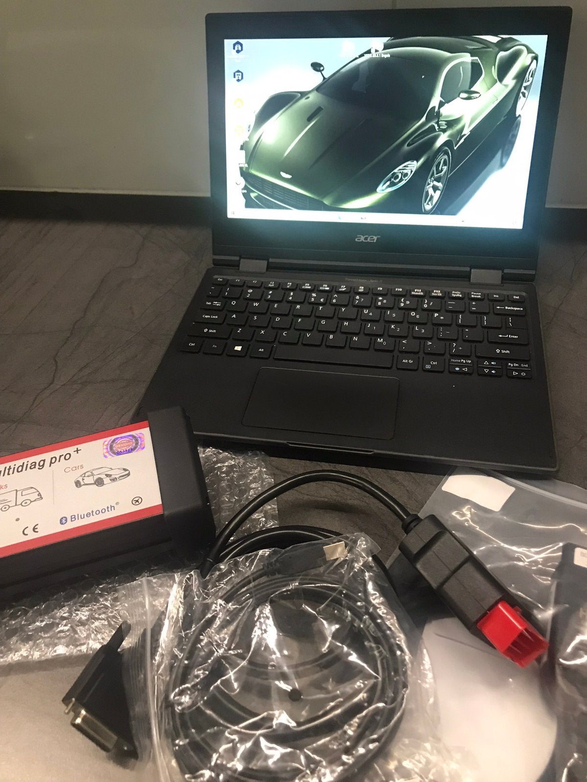 Auto/truck obd2 diagnose apparaat met veel extra’s erop, Ophalen