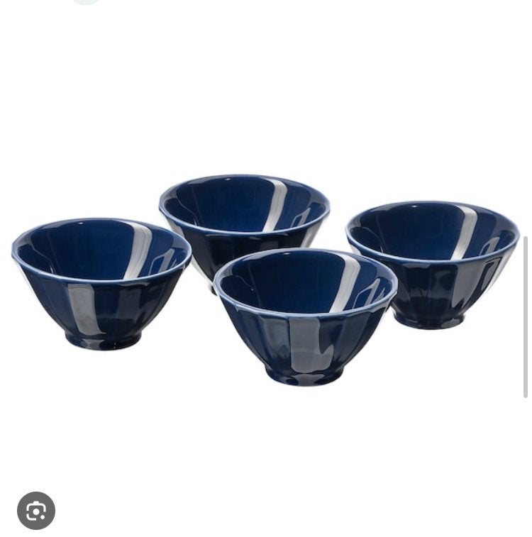 3 schaaltjes klein 11cm, Ophalen of Verzenden, Zo goed als nieuw, Kom(men), Overige stijlen