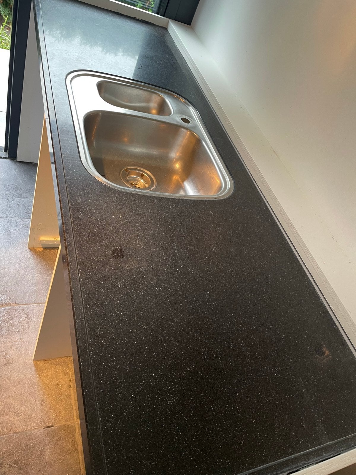 Keukenblad met dubbele wasbak en kraan, Ophalen, Zwart, Overige materialen, Overige typen