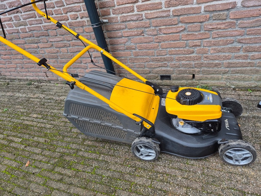 STIGA Collector 43 benzine grasmaaier – werkt perfect, Ophalen, Gebruikt, Stiga, Opvangbak