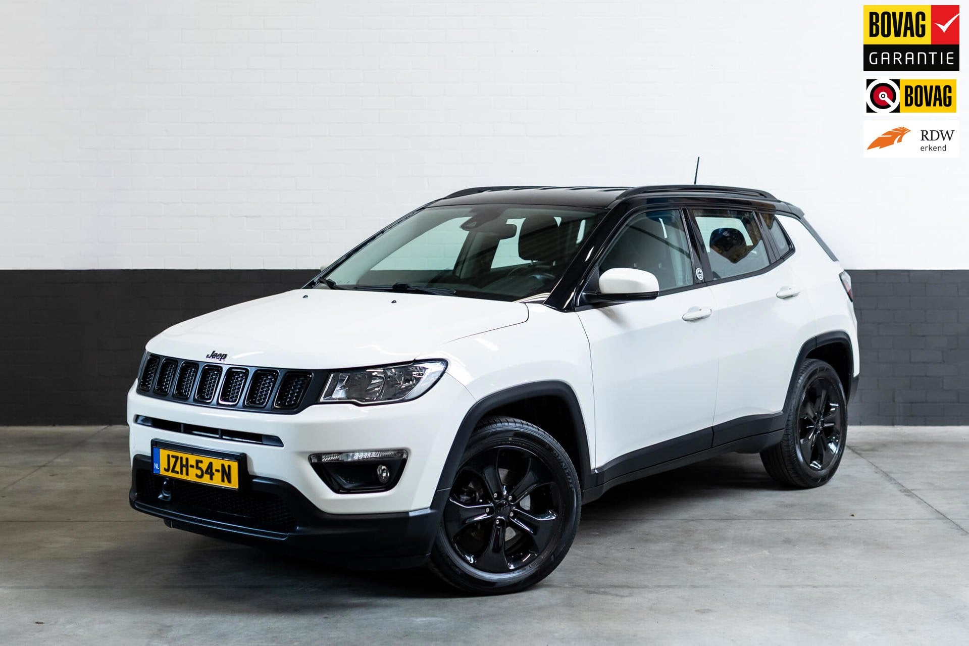 Jeep COMPASS 1.4 MultiAir Black Star, Apple Android, camera, Auto's, Jeep, Voorwielaandrijving, 450 kg, Gebruikt, 4 cilinders