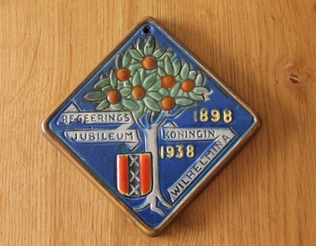 Wandtegel regeringsjubileum Koningin Wilhelmina 1898 - 1938, Ophalen of Verzenden