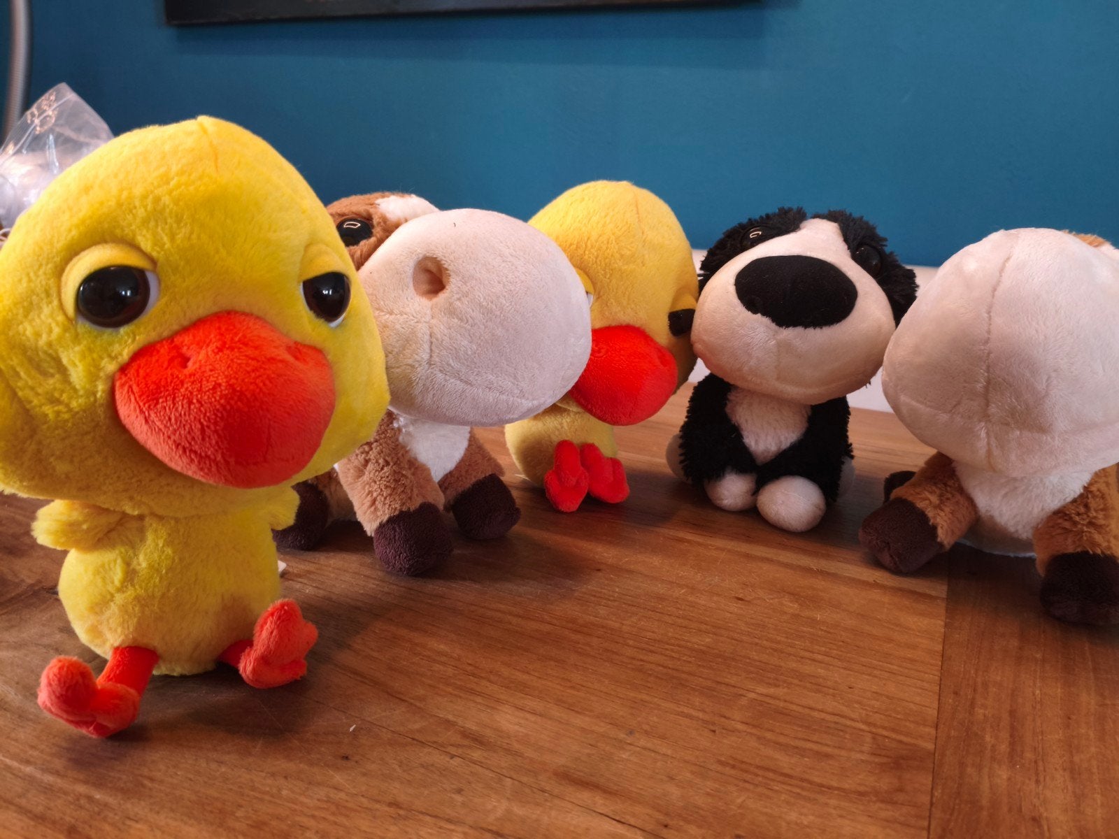 Leuke knuffels: eenden, koeien en een hond, Overige merken, Overige karakters, Ophalen of Verzenden, Zo goed als nieuw