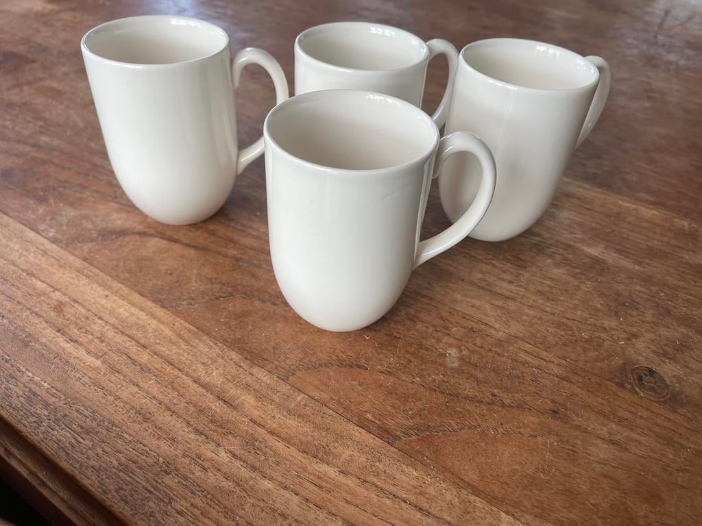 Wedgwood traditional plain mokken/bekers, Huis en Inrichting, Keuken | Servies, Ophalen of Verzenden, Zo goed als nieuw, Wedgwood