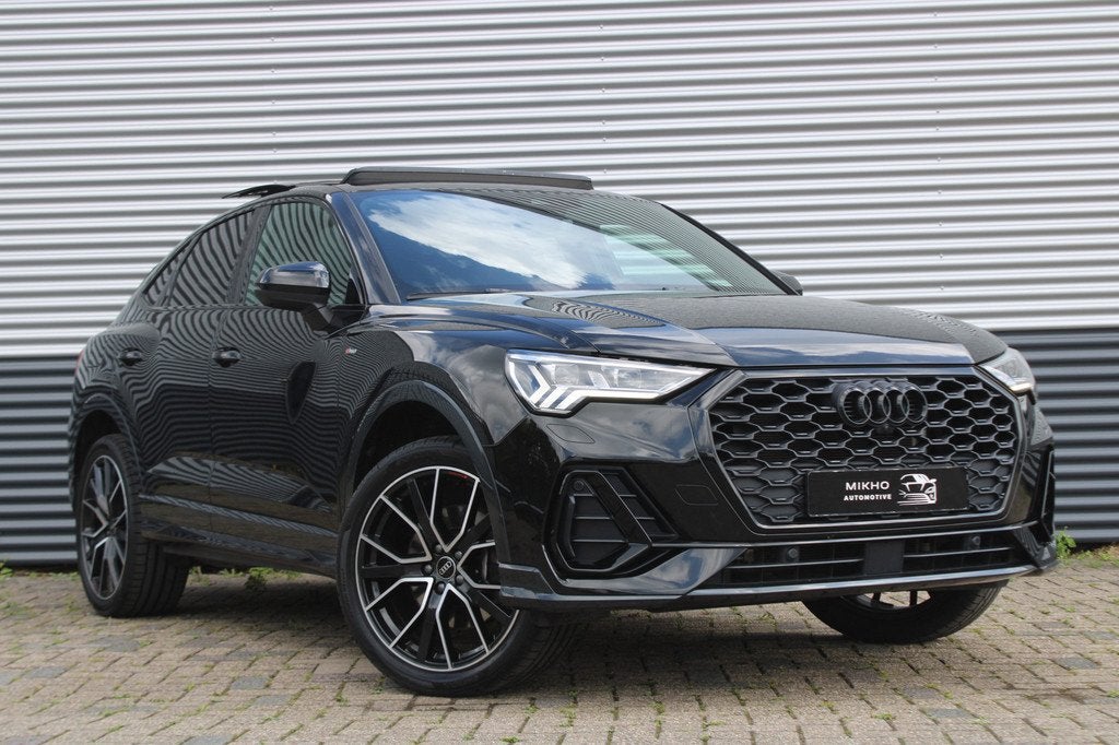 Audi Q3 Sportback 45 TFSI e 3x S-Line | Panoramadak| Camera, Auto's, Audi, Gebruikt, Zwart, Automatische klimaatregeling, Leder en Stof