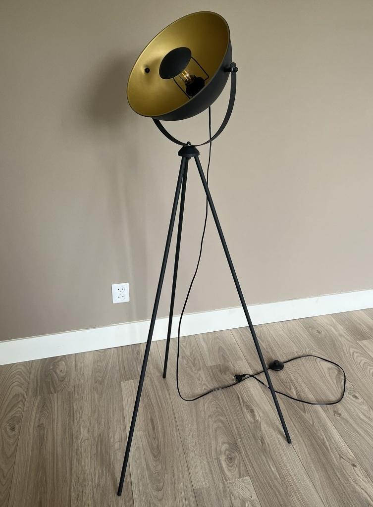 Lucide Alvaro industriële vloerlamp - Zwart, Huis en Inrichting, Lampen | Vloerlampen, Ophalen, Zo goed als nieuw, Metaal, 150 tot 200 cm
