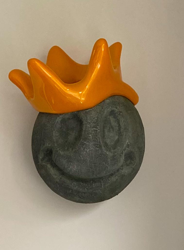 Smiley met kroon - Concrete Love - Fredrik Erichsen 2023, Ophalen