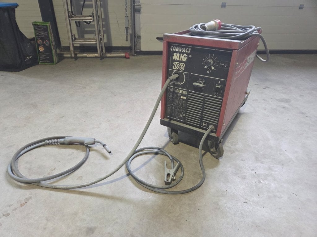 Cebora Compact MIG 173 Lasapparaat 170A 400V, Ophalen, Gebruikt, 150 tot 250 ampère, Co2