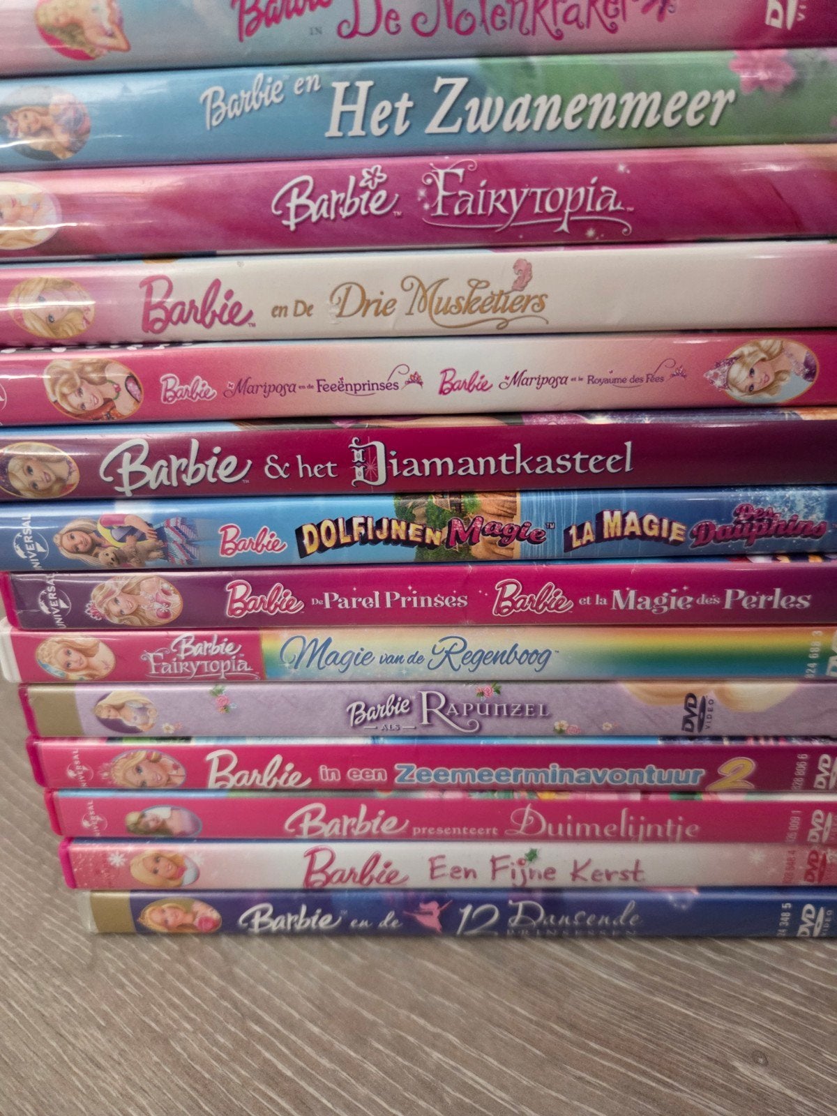 Barbie - 22x dvd, Alle leeftijden, Ophalen of Verzenden, Zo goed als nieuw