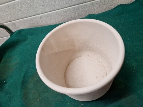 bloempot wit / creme, aardewerk, Ophalen of Verzenden, 'T Olde Gre-j, Info@toldegrej.nl, Endepoelstraat 20f Didam
