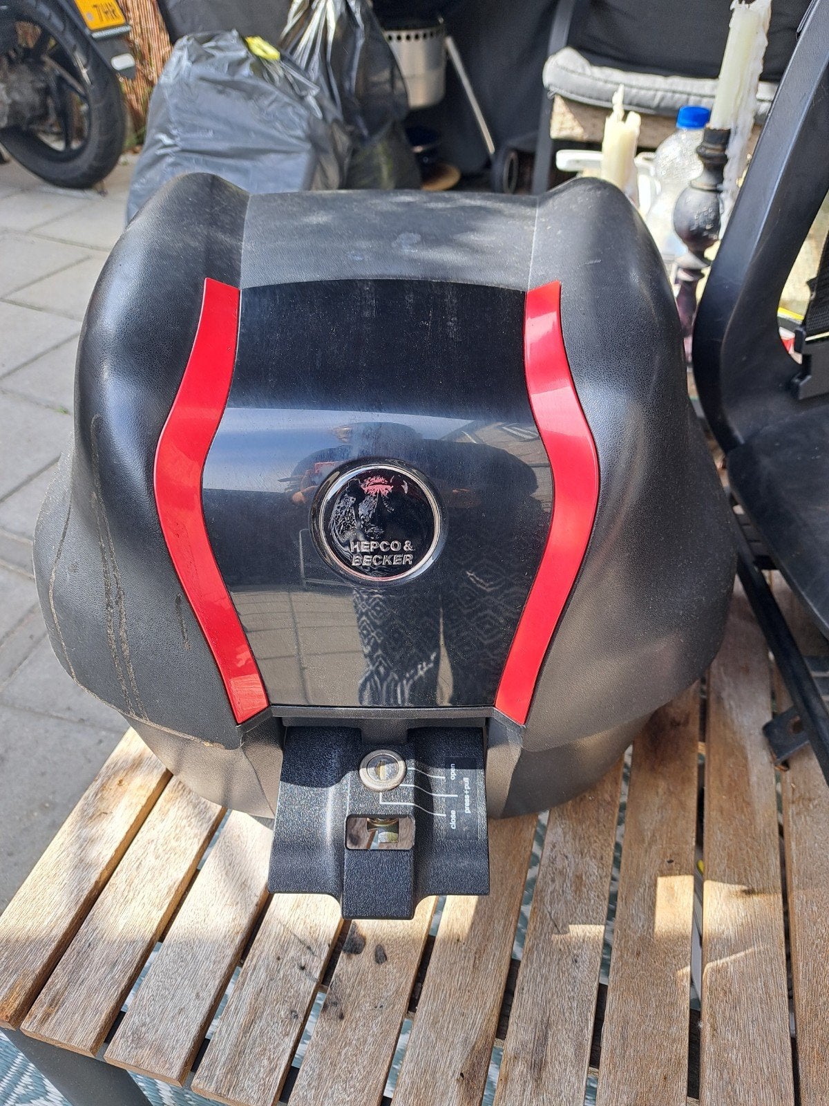 Hepco & Becker Topkoffer - Zwart met Rode Accenten, Motoren, Ophalen, Gebruikt