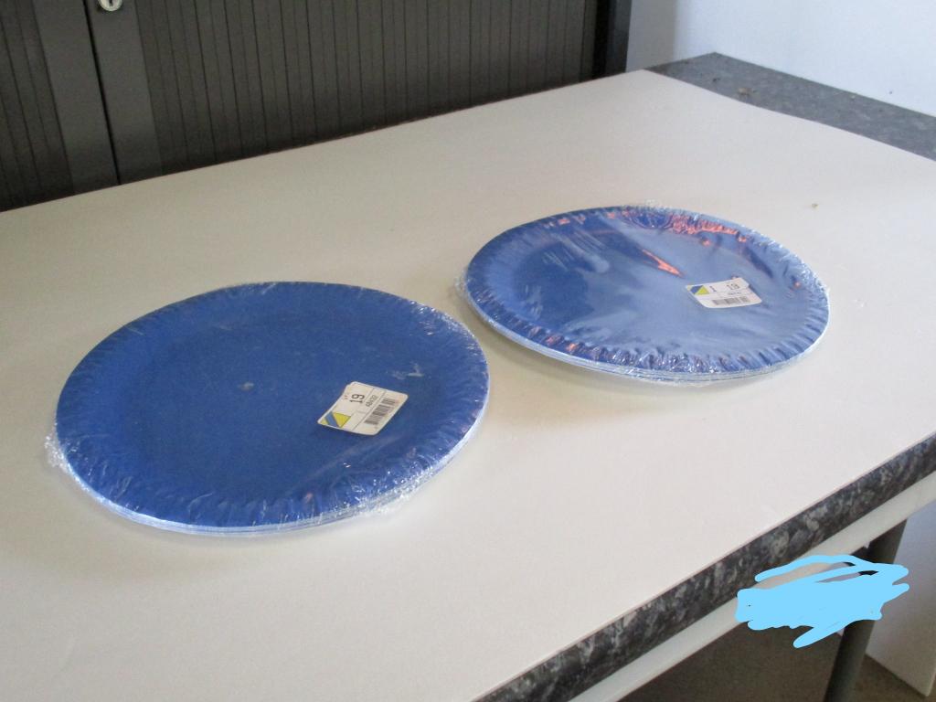 2 pakjes kartonnen borden blauw, Ophalen of Verzenden, Nieuw, Overige stijlen, Bord(en)