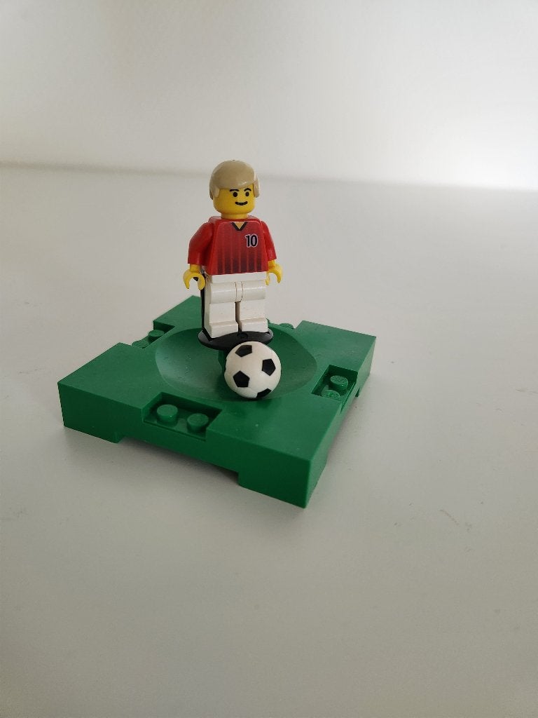 Lego voetballer met bal, Ophalen of Verzenden, Gebruikt, Minifiguur, Lego