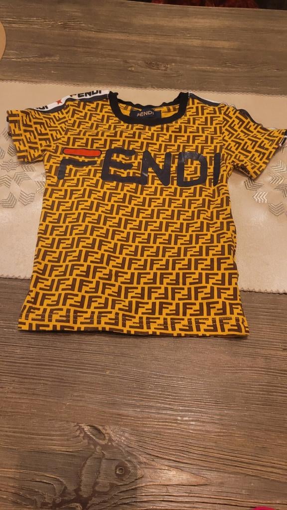 Fendi trui, Ophalen of Verzenden, Zo goed als nieuw, Jongetje of Meisje, Truitje of Vestje